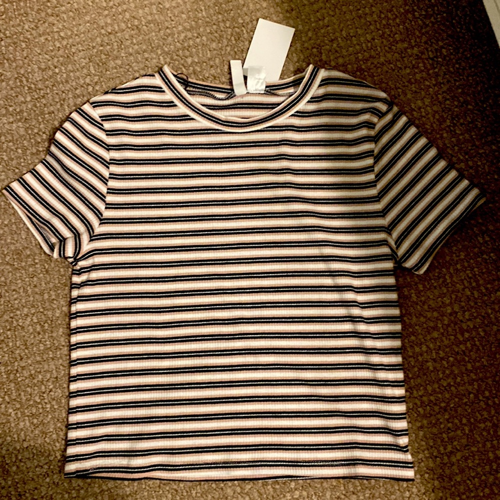 Tight crop top from H&M.